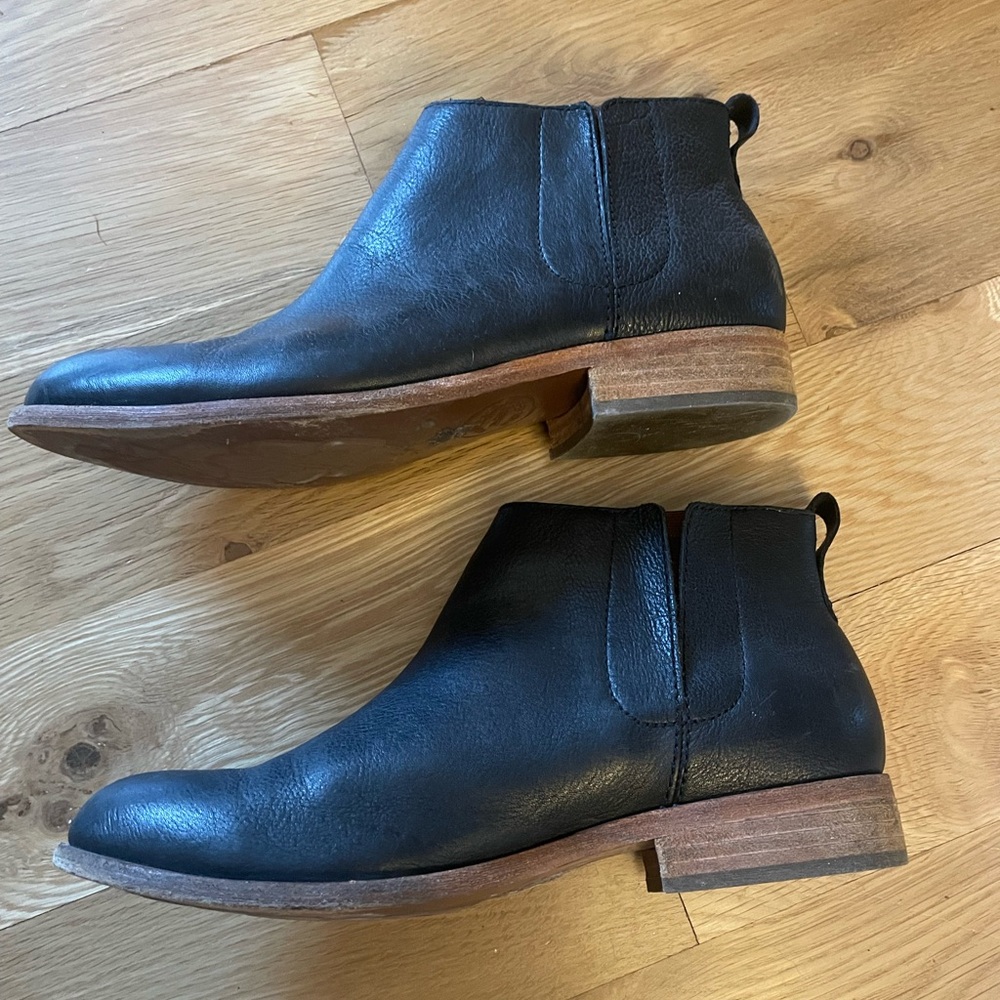 Kork Ease Black Leather Booties